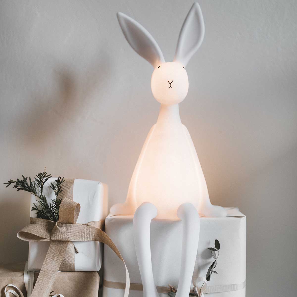 NACHTLAMPJE - LAMP JOSEPH HET KONIJN: 20*22*58 cm